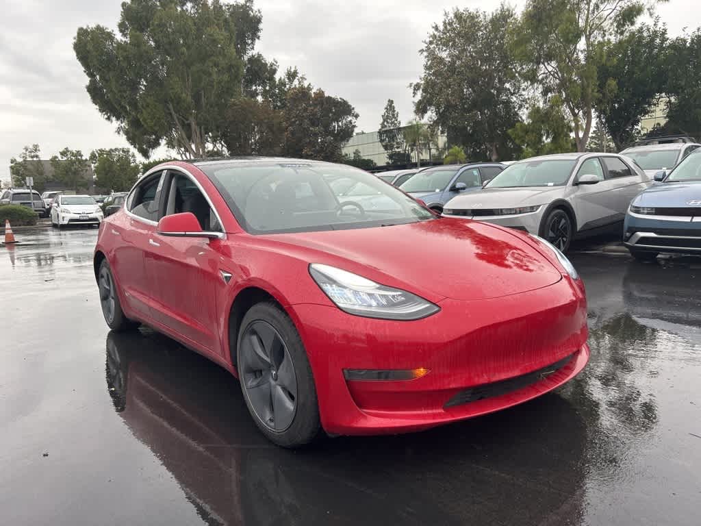2020 Tesla Model 3 Standard Range Plus photo 2