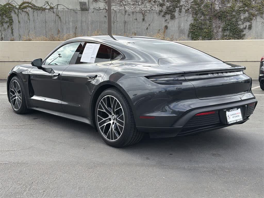 Thumbnail: 2022 Porsche Taycan - 6