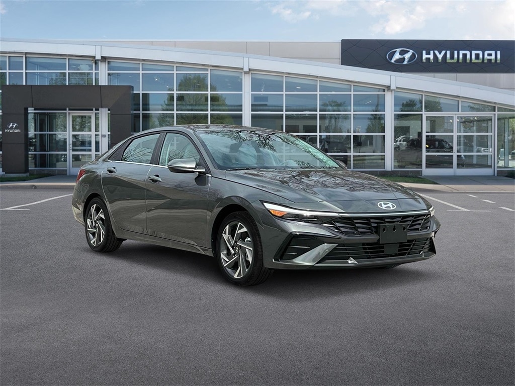 Thumbnail: 2025 Hyundai Elantra - 11