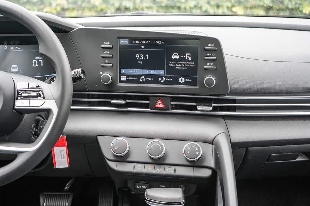 Thumbnail: 2026 Hyundai Elantra - 13