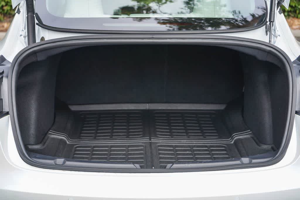 Thumbnail: 2021 Tesla Model 3 - 23