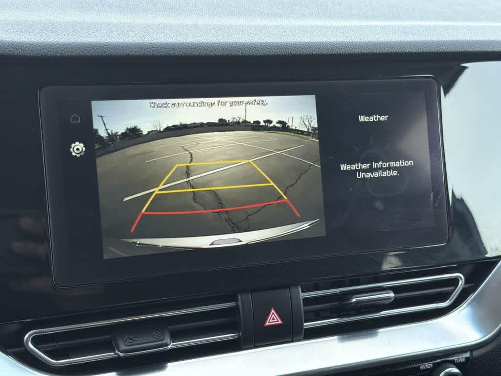 Thumbnail: 2022 Kia Niro - 18