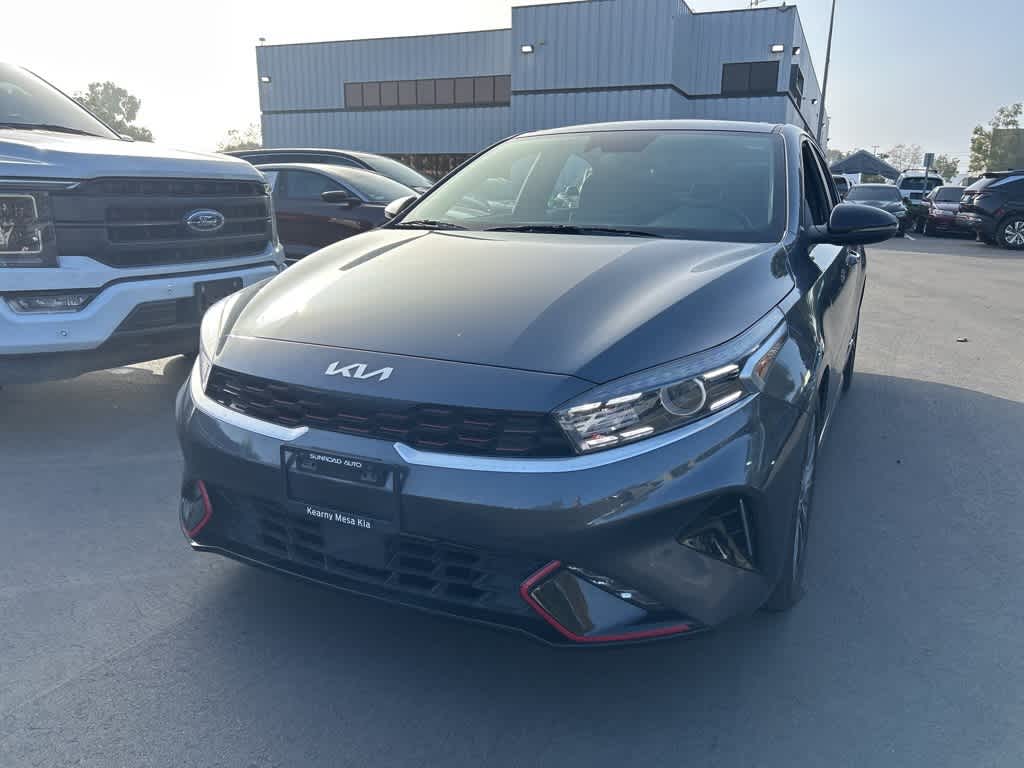 Thumbnail: 2024 Kia Forte - 5