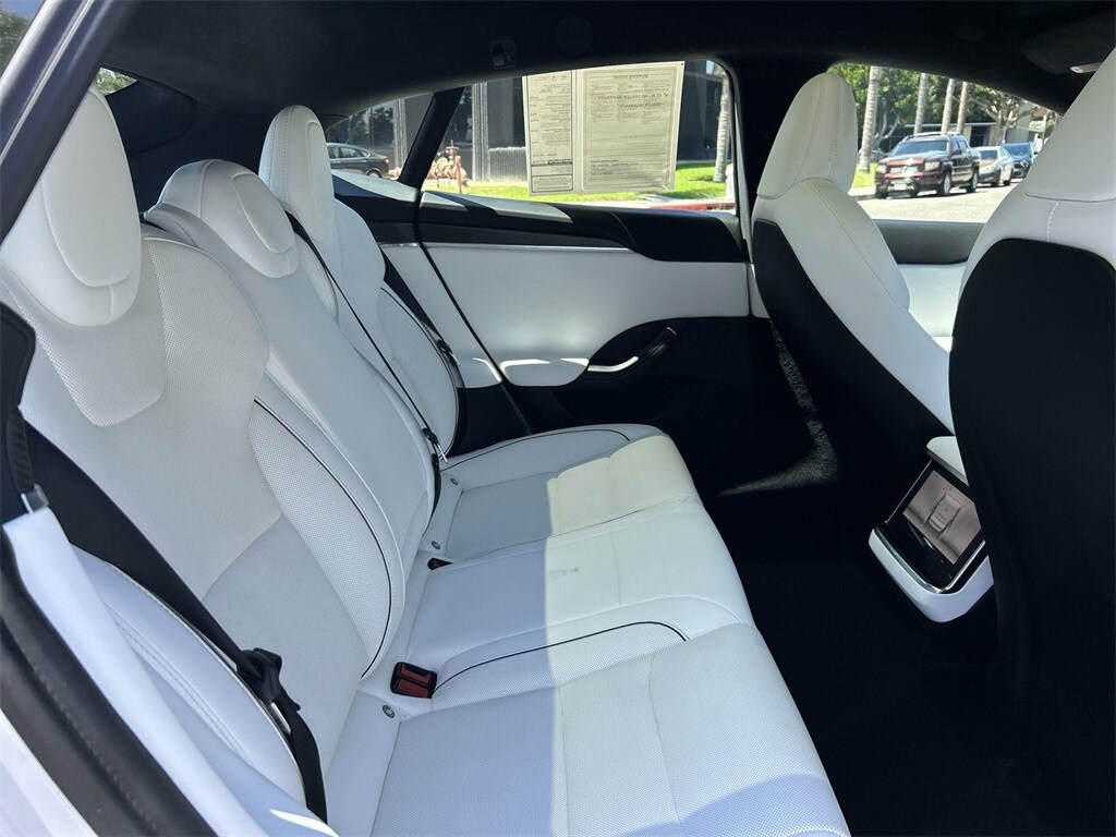 Thumbnail: 2021 Tesla Model S - 34