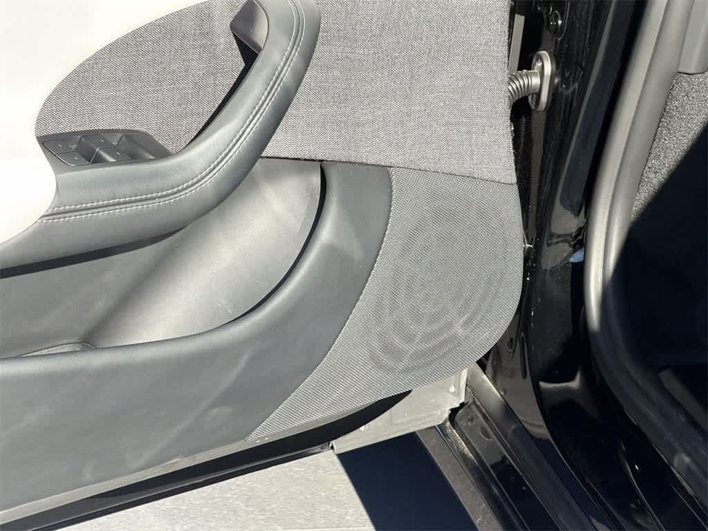 Thumbnail: 2022 Tesla Model S - 24