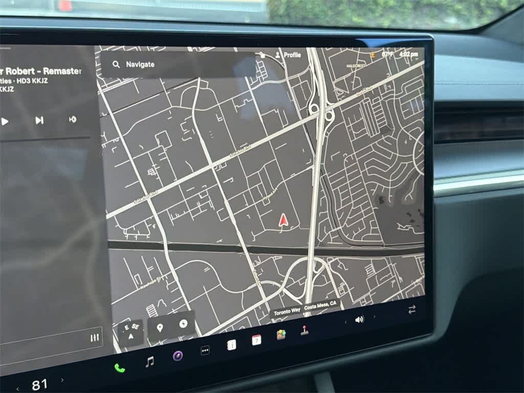 Thumbnail: 2022 Tesla Model X - 15