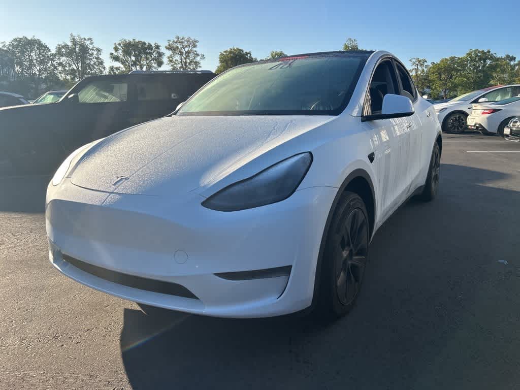 2024 Tesla Model Y Long Range's photo