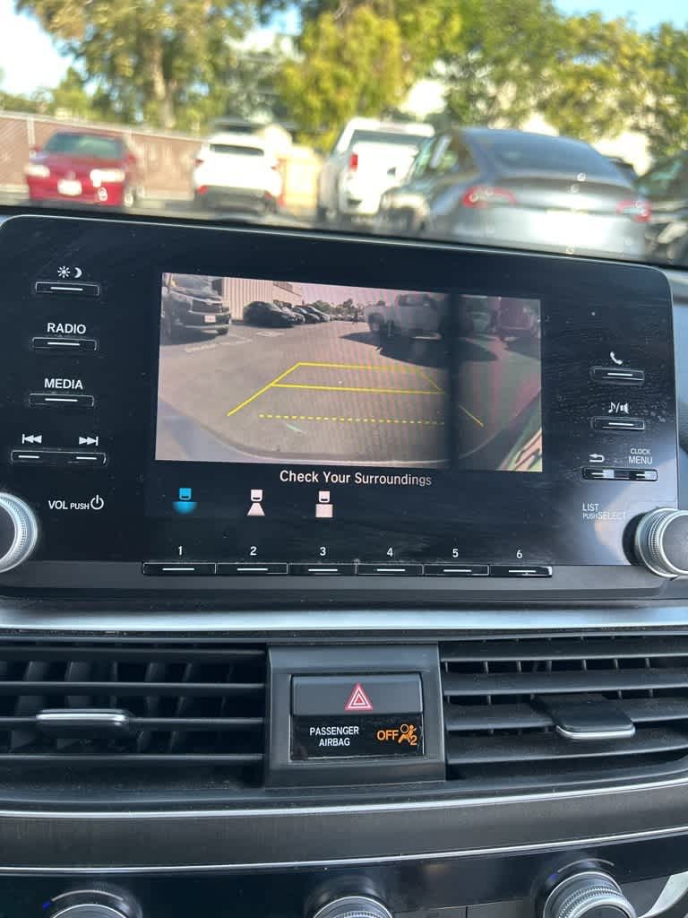 Thumbnail: 2018 Honda Accord - 9