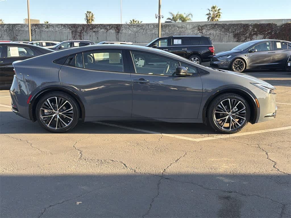 Thumbnail: 2024 Toyota Prius - 7
