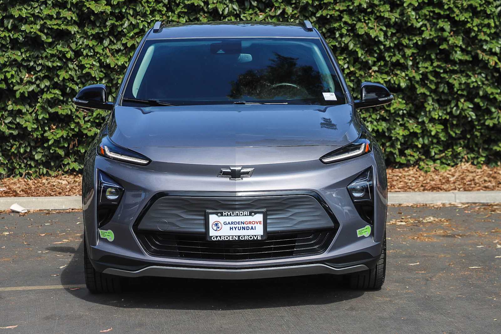 Used 2023 Chevrolet Bolt EUV LT with VIN 1G1FY6S07P4166563 for sale in Garden Grove, CA
