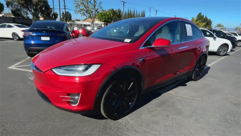 Thumbnail: 2021 Tesla Model X - 4