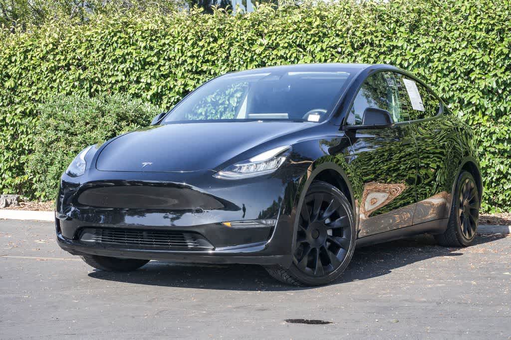 2023 Tesla Model Y Long Range Dual Motor All-Wheel Drive's photo