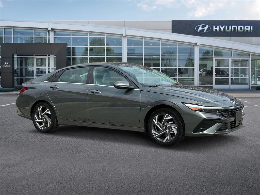 Thumbnail: 2025 Hyundai Elantra - 10