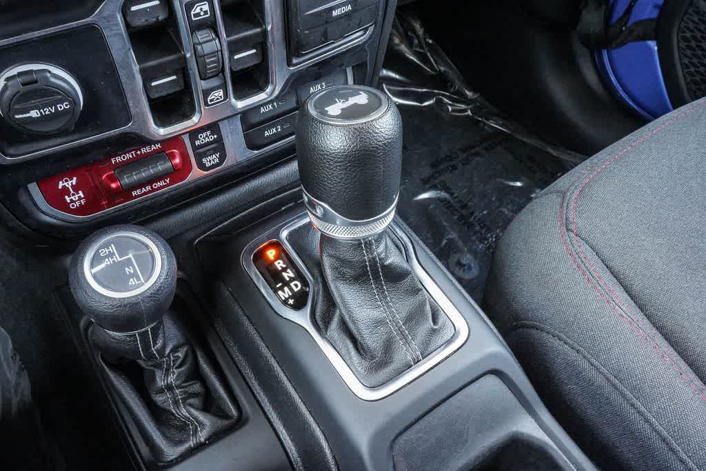 Thumbnail: 2024 Jeep Wrangler - 21