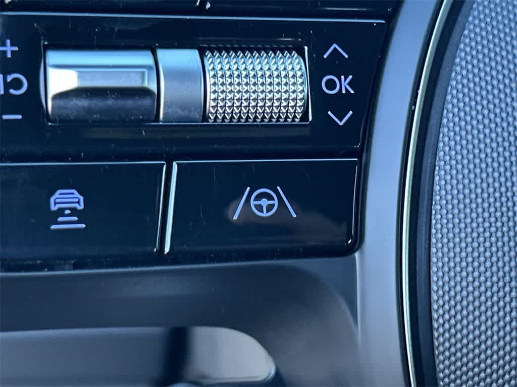 Thumbnail: 2025 Hyundai Ioniq 6 - 23