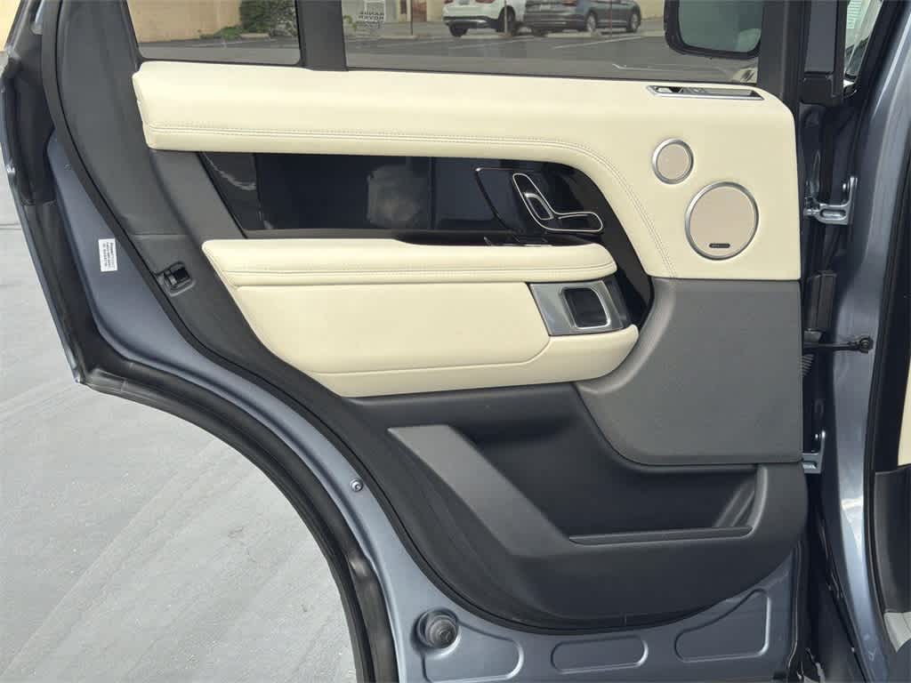 Thumbnail: 2021 Land Rover Range Rover - 29