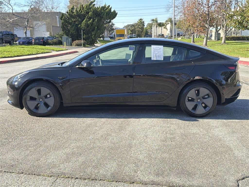 Thumbnail: 2022 Tesla Model 3 - 7