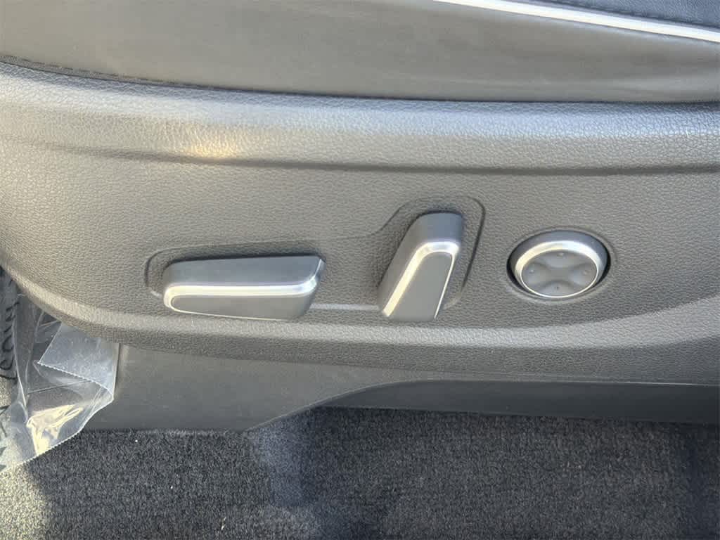 Thumbnail: 2025 Hyundai Palisade - 28