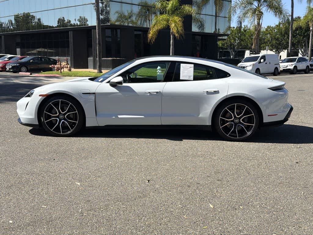 Thumbnail: 2023 Porsche Taycan - 3