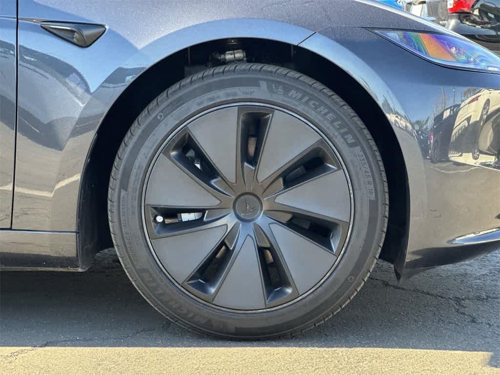 Thumbnail: 2025 Tesla Model 3 - 44