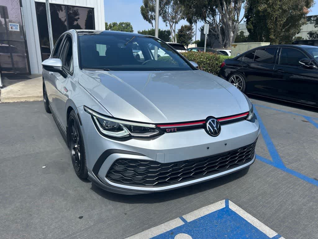 2022 Volkswagen Golf GTI 2.0T SE 4-door's photo