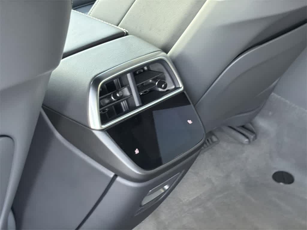 Thumbnail: 2024 Lucid Air - 29