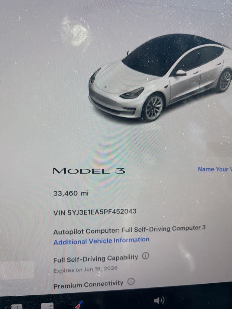 Thumbnail: 2023 Tesla Model 3 - 10