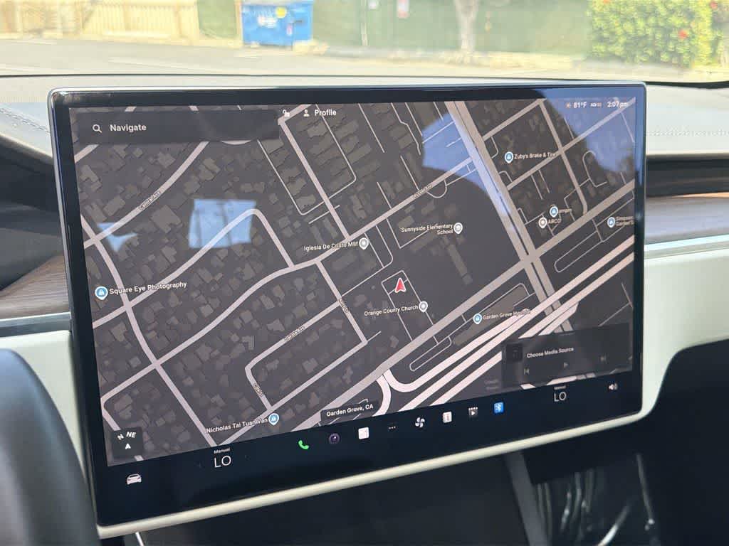 Thumbnail: 2023 Tesla Model S - 16