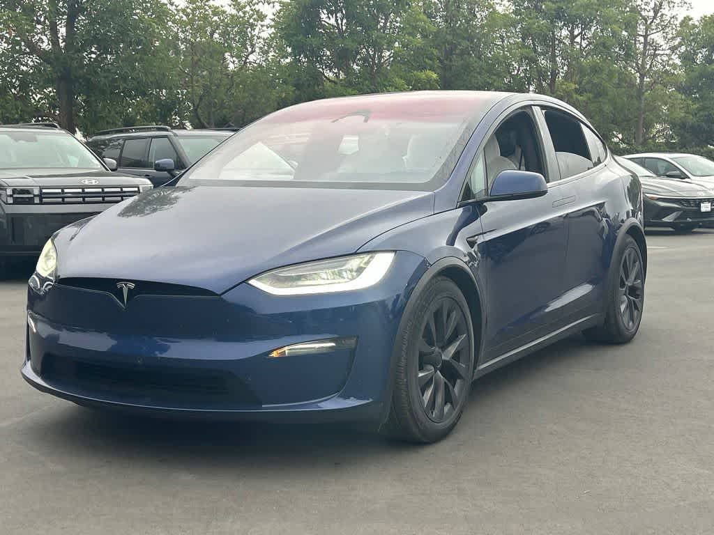 2023 Tesla Model X Long Range's photo