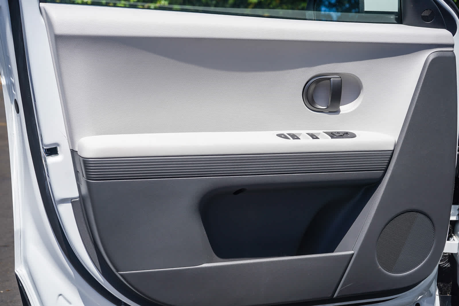 Thumbnail: 2026 Hyundai Ioniq 5 - 19