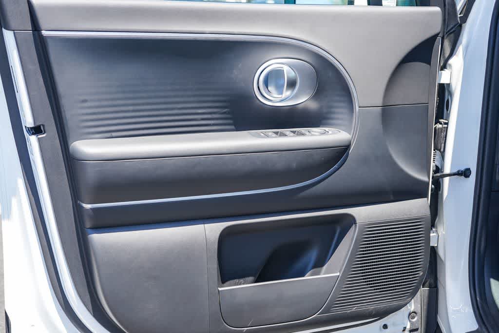 2026 Hyundai IONIQ 9 SE - Photo 19