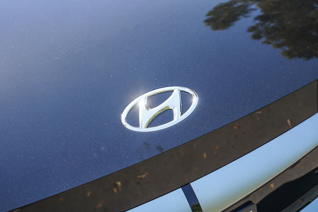 Thumbnail: 2024 Hyundai Ioniq 5 - 11
