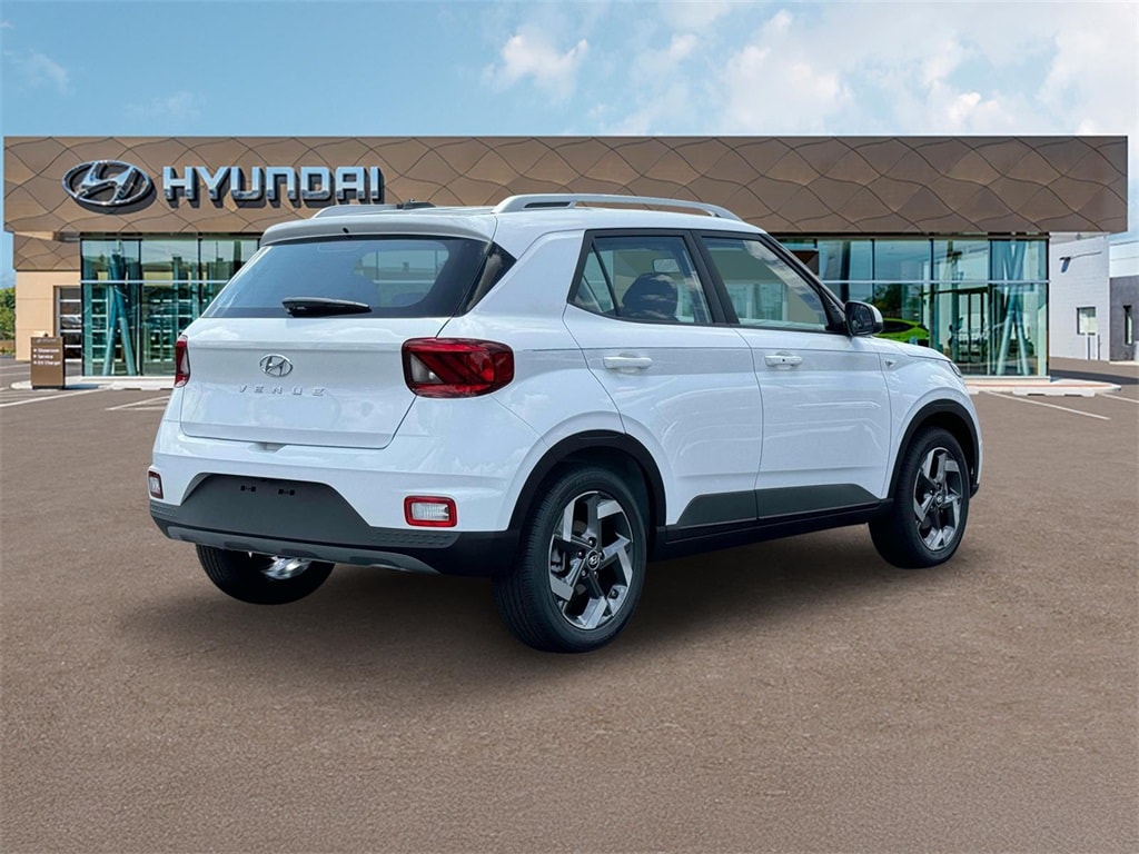 Thumbnail: 2025 Hyundai Venue - 7