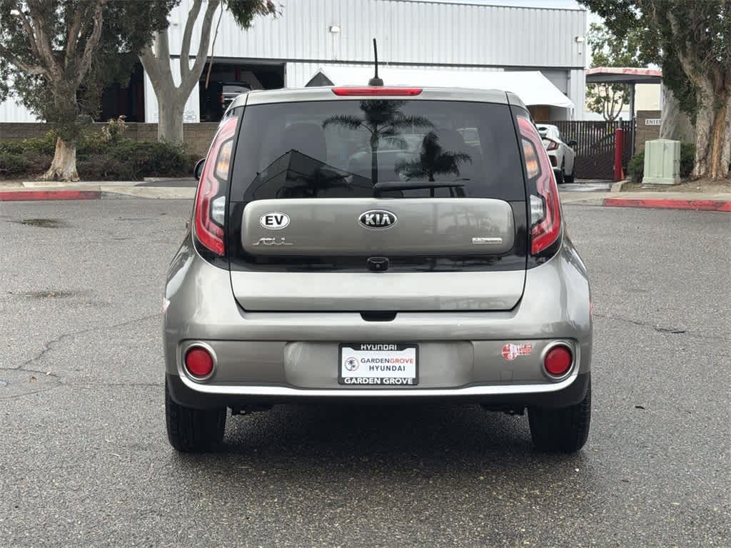Thumbnail: 2017 Kia Soul EV - 5