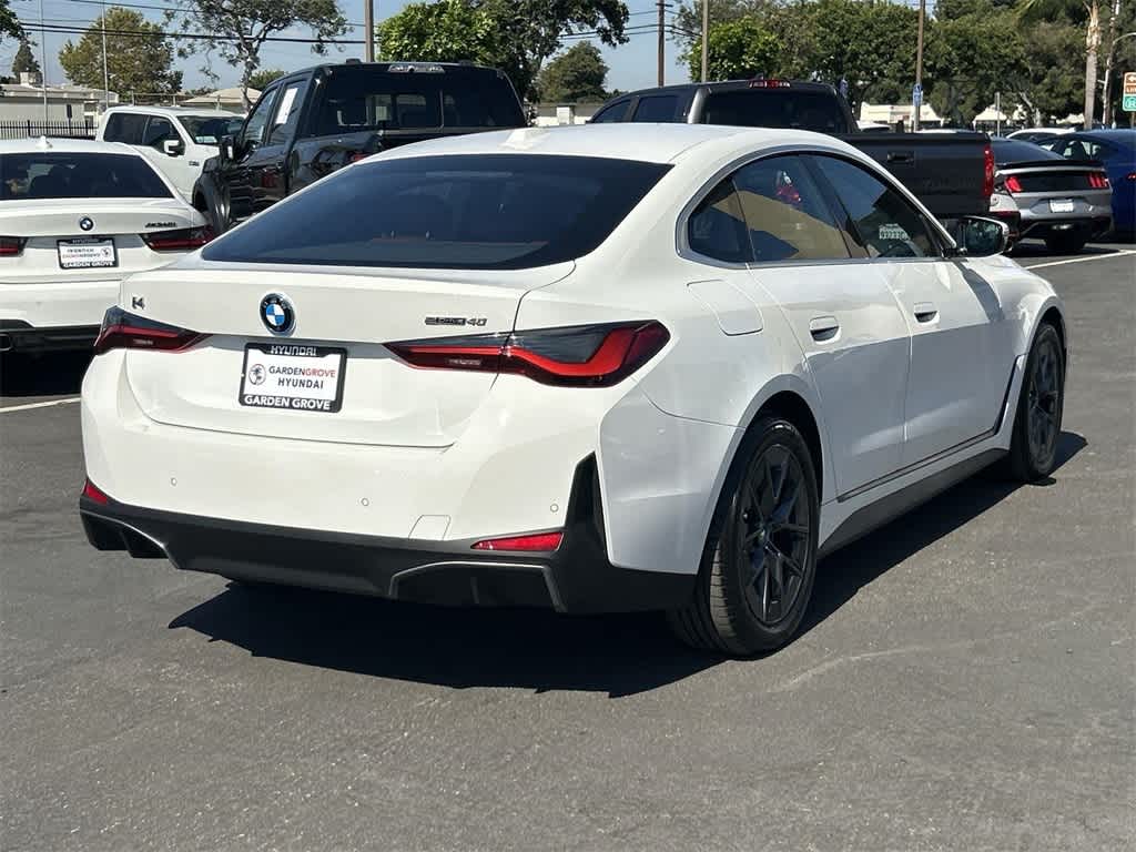 Thumbnail: 2023 BMW i4 - 12