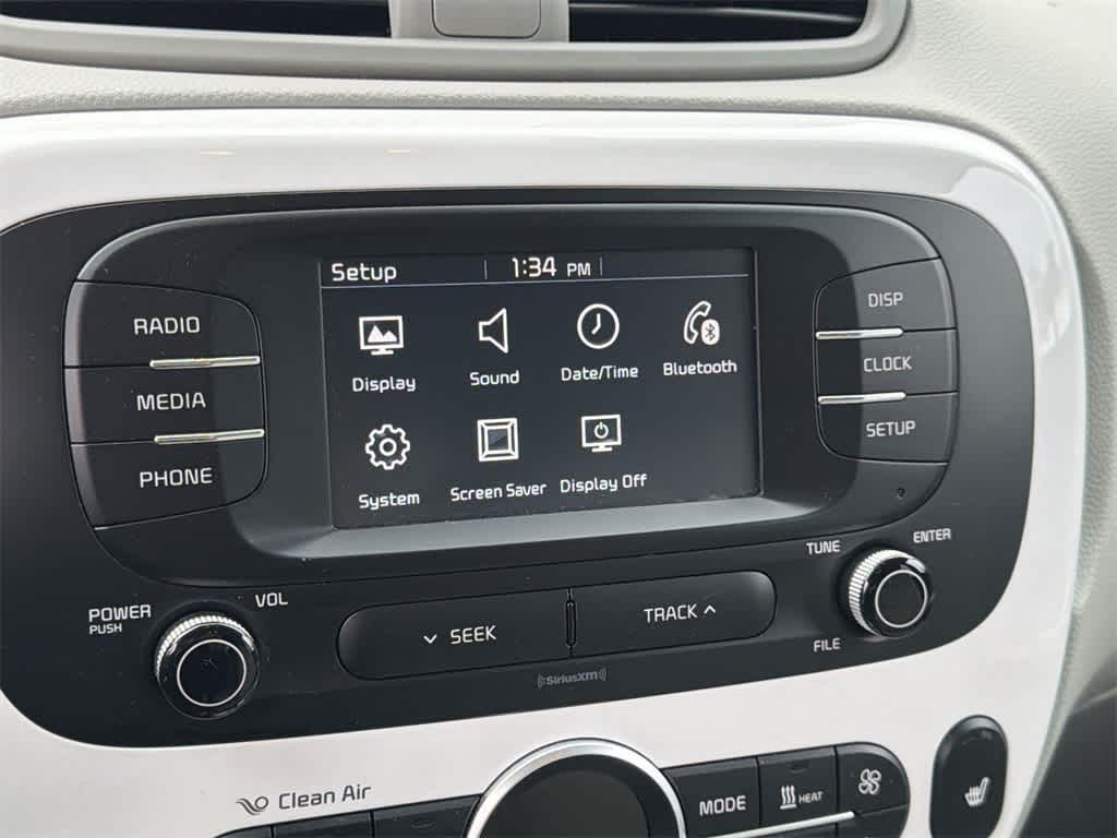 Thumbnail: 2017 Kia Soul EV - 19