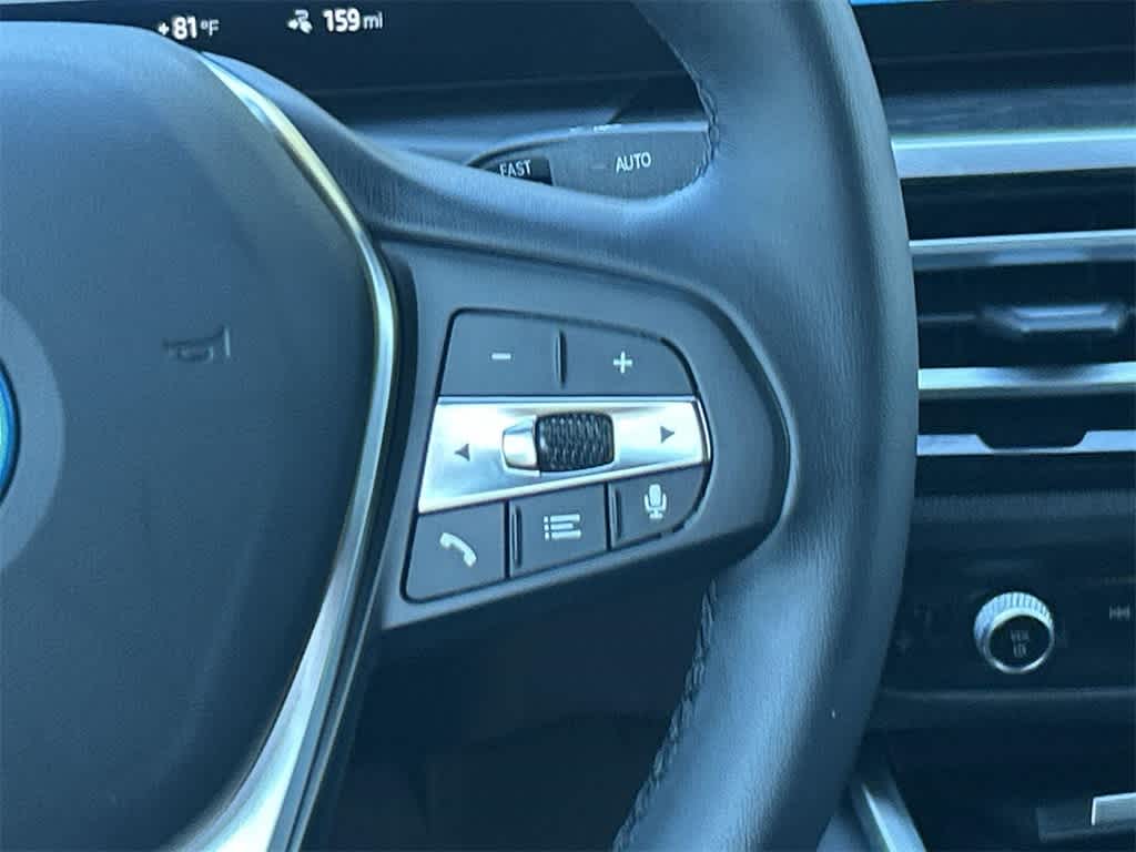 Thumbnail: 2023 BMW i4 - 23