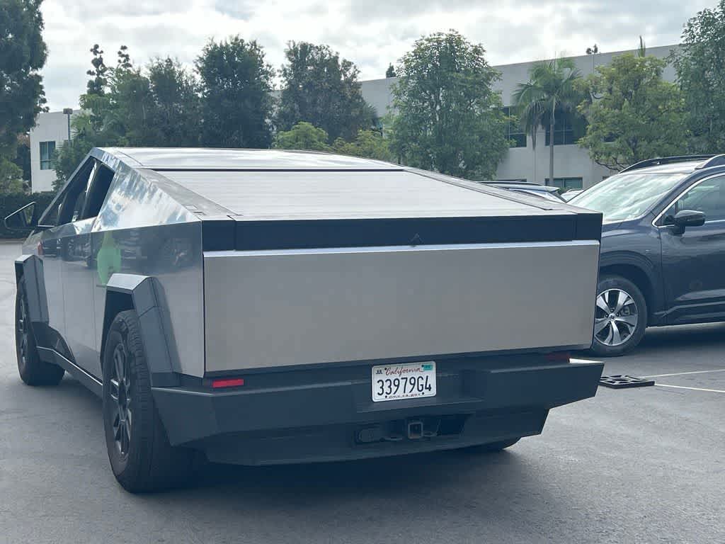Used 2025 Tesla Cybertruck Base with VIN 7G2CEHED2SA067996 for sale in Garden Grove, CA