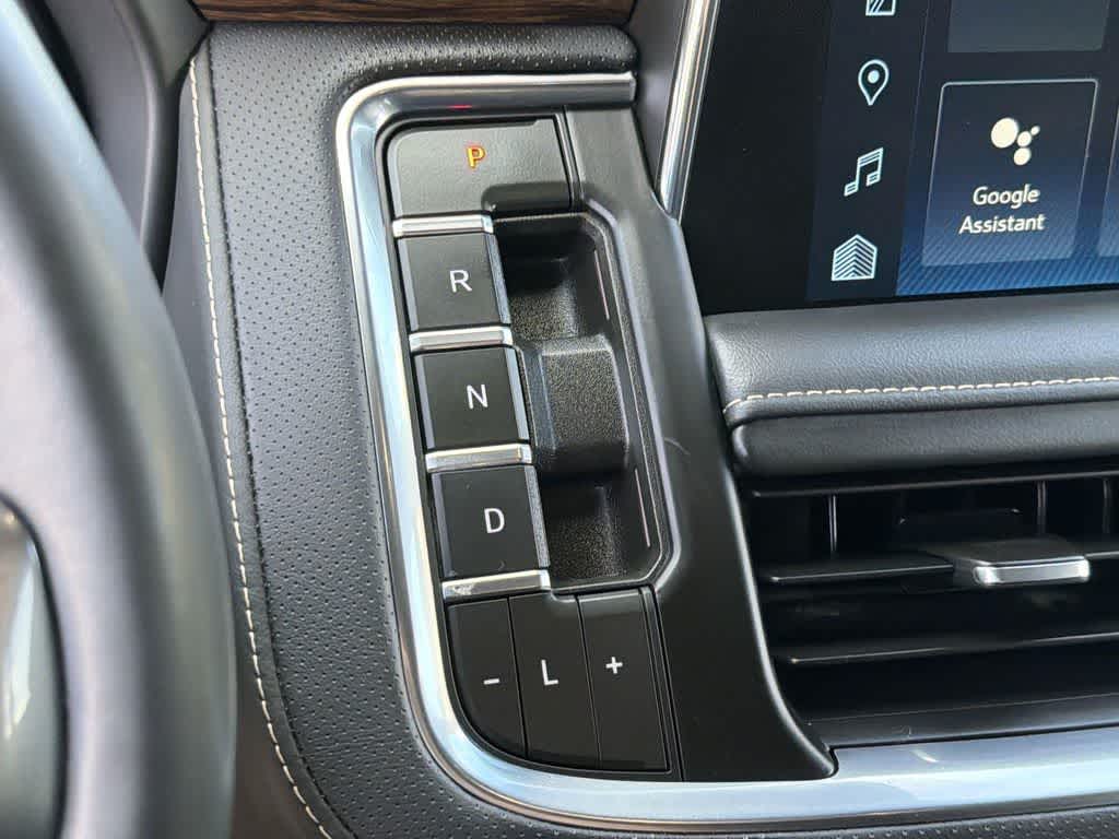 Thumbnail: 2023 Chevrolet Suburban - 17