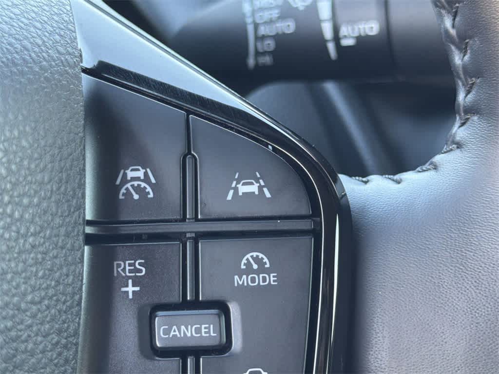 Thumbnail: 2024 Toyota Prius - 24