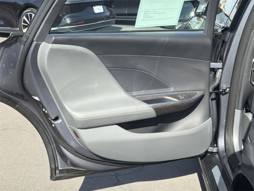 Thumbnail: 2024 Lucid Air - 27