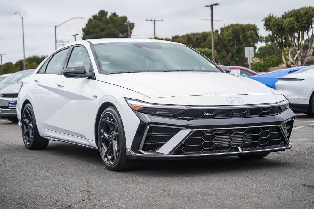Thumbnail: 2026 Hyundai Elantra - 3