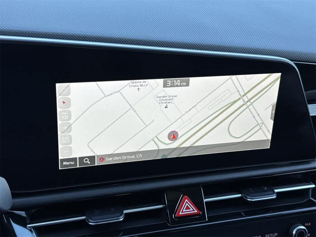 Thumbnail: 2023 Kia Niro - 16