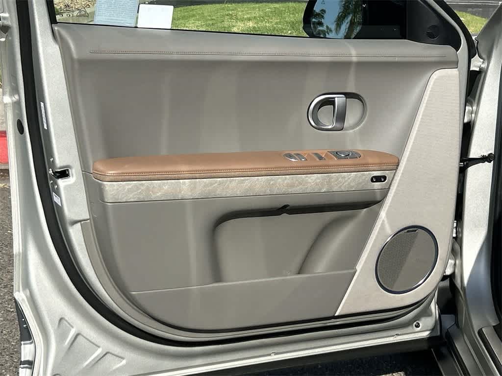 Thumbnail: 2024 Hyundai Ioniq 5 - 33