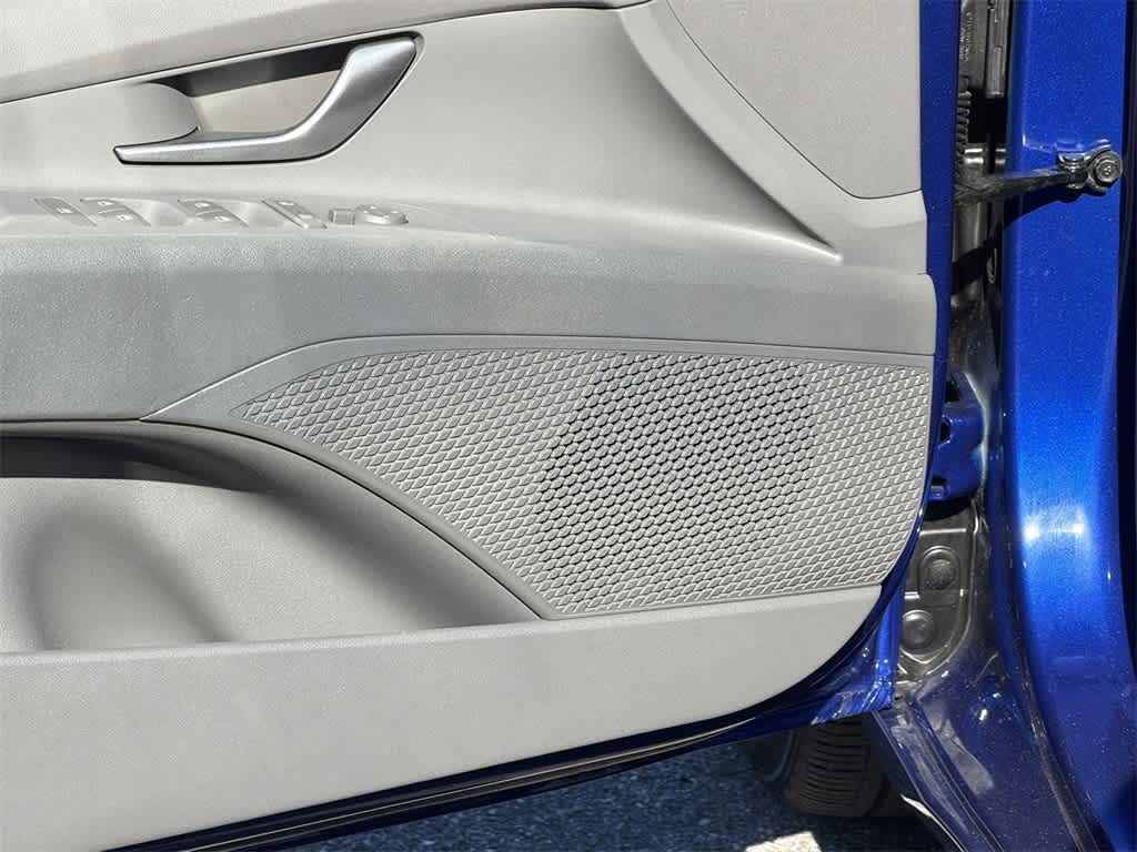 Thumbnail: 2023 Hyundai Elantra - 23