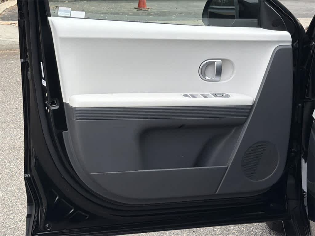 Thumbnail: 2024 Hyundai Ioniq 5 - 22