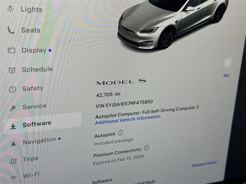 Thumbnail: 2022 Tesla Model S - 20