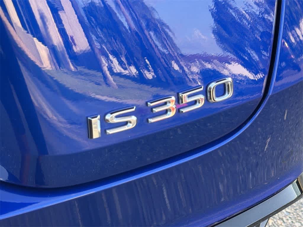 Thumbnail: 2023 Lexus IS - 34