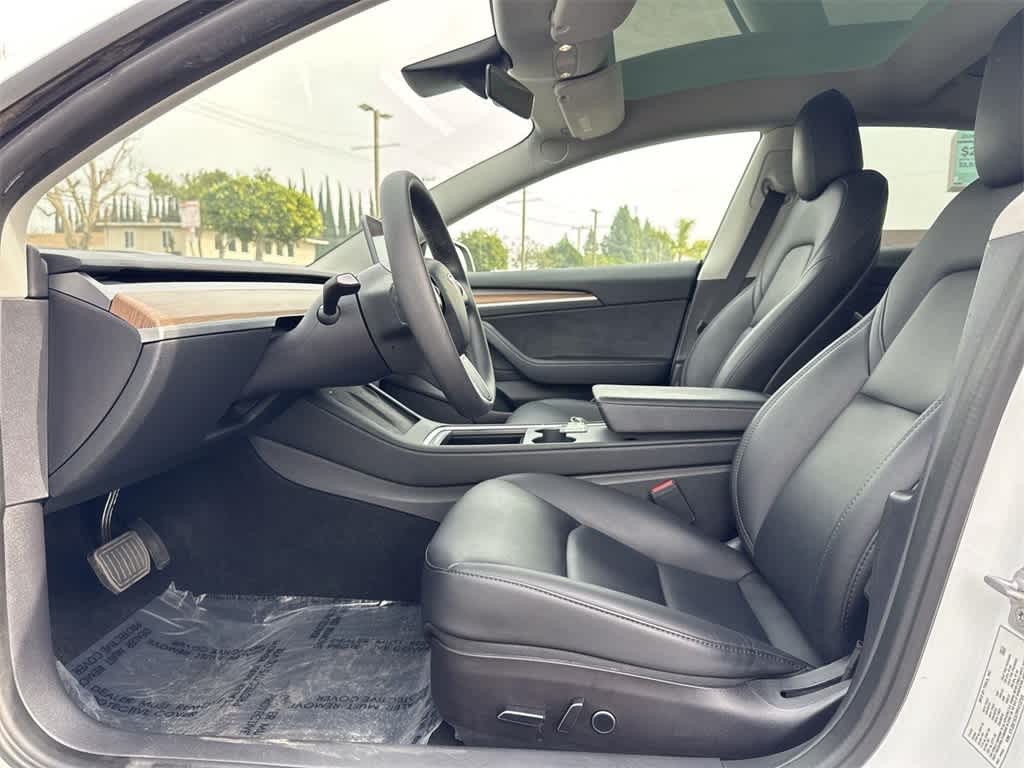 Thumbnail: 2023 Tesla Model 3 - 26