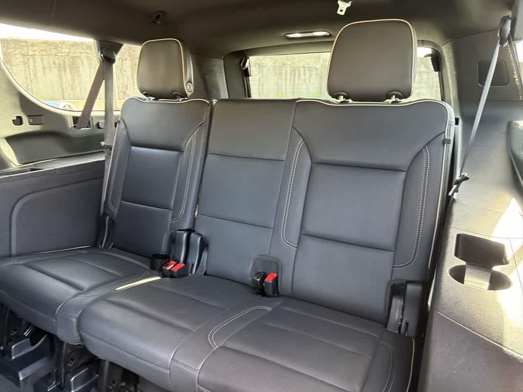 Thumbnail: 2023 Chevrolet Suburban - 32